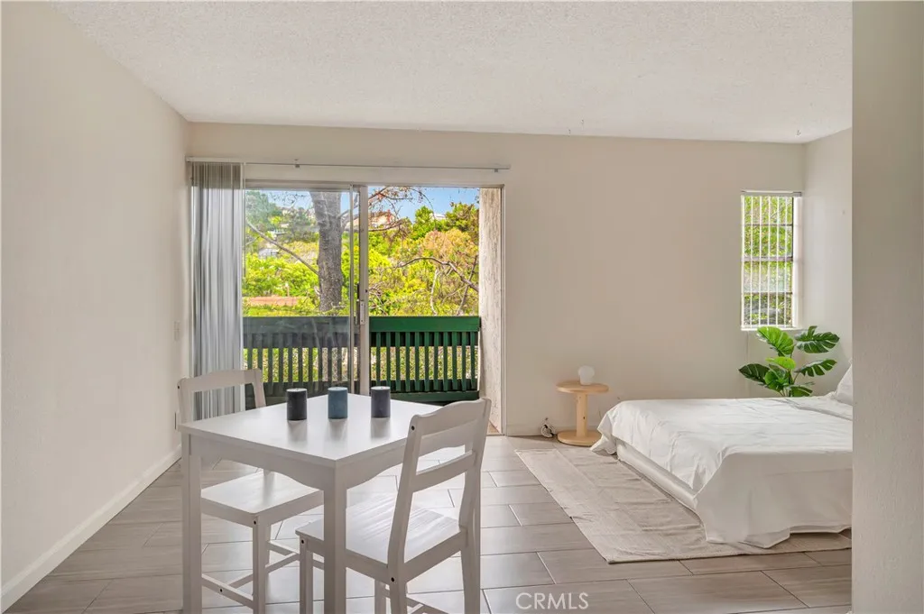 https://cdn.realtyfeed.com/cdn/127/306580402/7ede1874a109d3946ca62f13f5e29ab1.webp