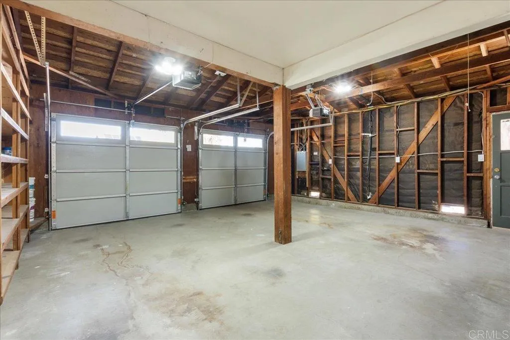 https://cdn.realtyfeed.com/cdn/127/306580791/1104c49fee527696ecad094c3be255c7.webp