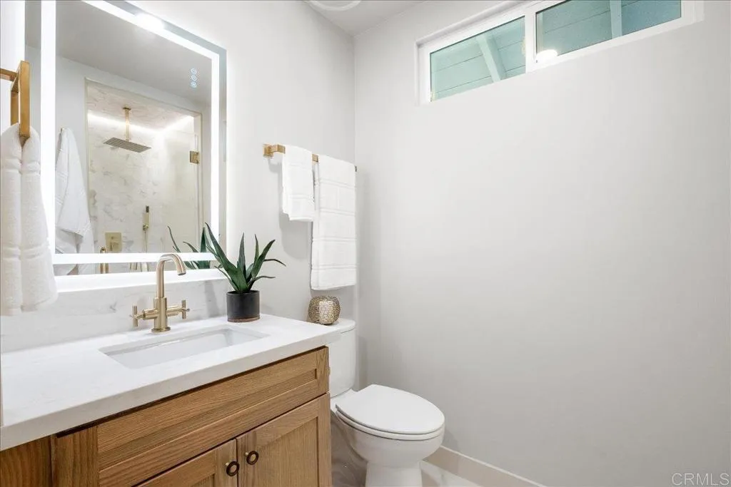 https://cdn.realtyfeed.com/cdn/127/306580791/6d4aceca00094f851bc60a62a5acc993.webp