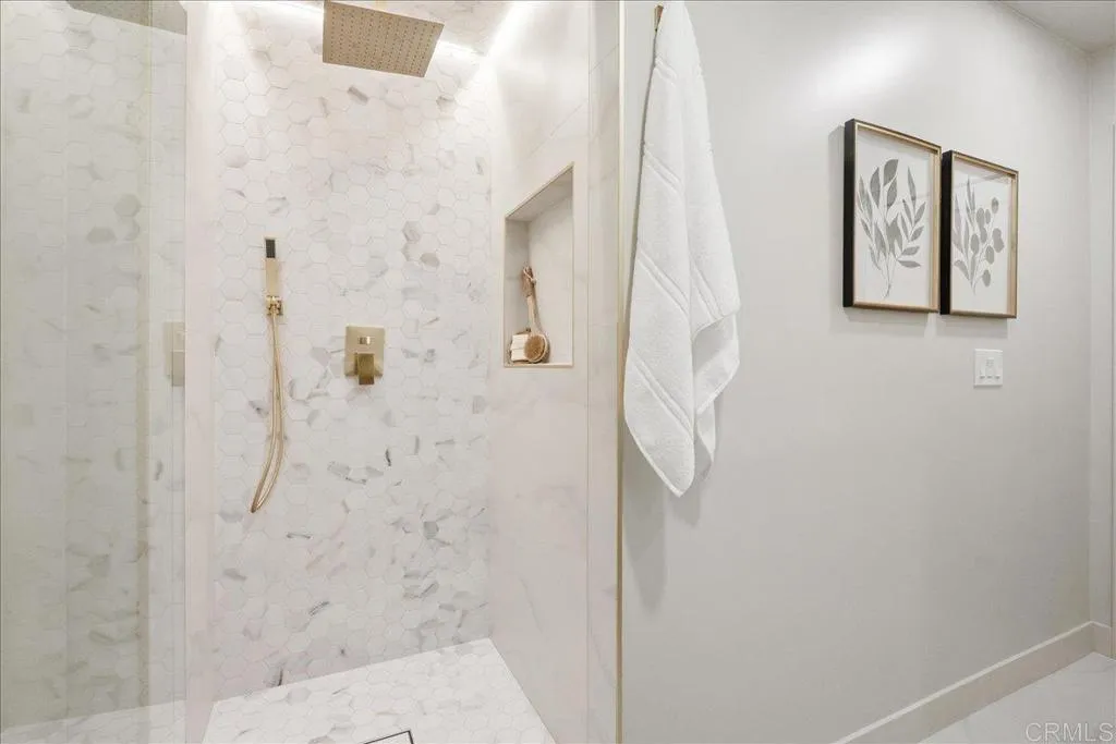 https://cdn.realtyfeed.com/cdn/127/306580791/cc69b72f49cbba91b0270ab4a721d564.webp