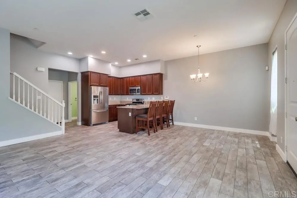 https://cdn.realtyfeed.com/cdn/127/306580808/3d4ba0d0c132f3c909d1dd70dfe09881.webp