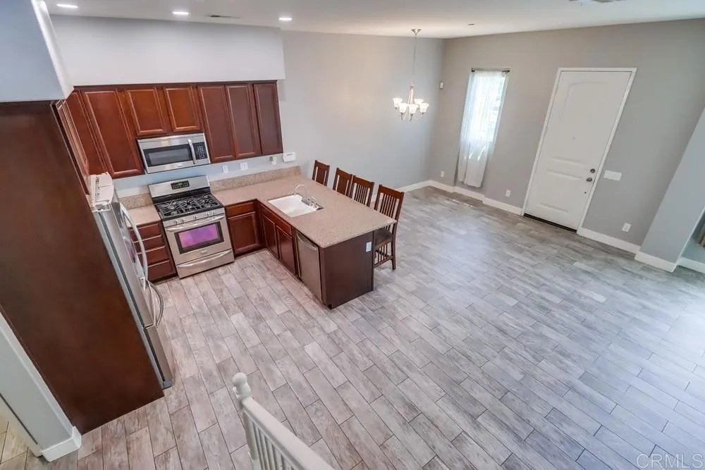 https://cdn.realtyfeed.com/cdn/127/306580808/6f8475e917f900b0eee33066da130a60.webp