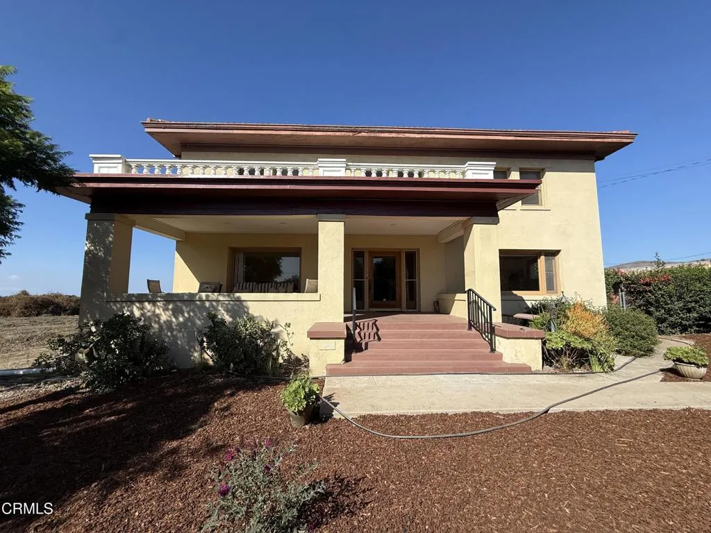 19238 Arminta, Reseda, CA, 91335