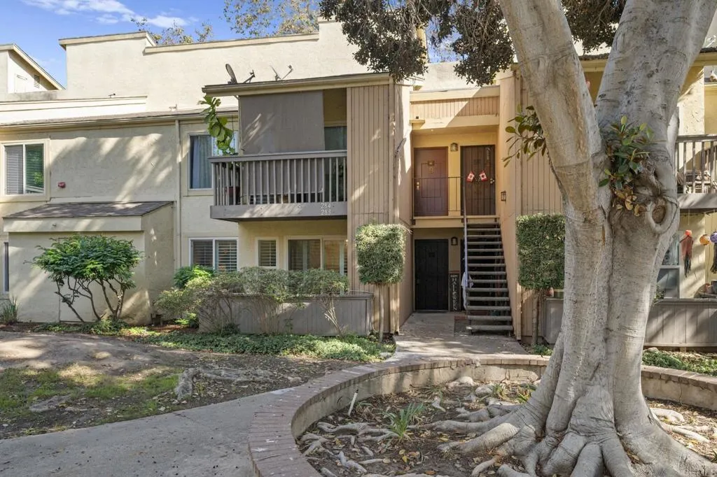 https://cdn.realtyfeed.com/cdn/127/306580895/8733752afcbb3458c5a58c1f30f514af.webp