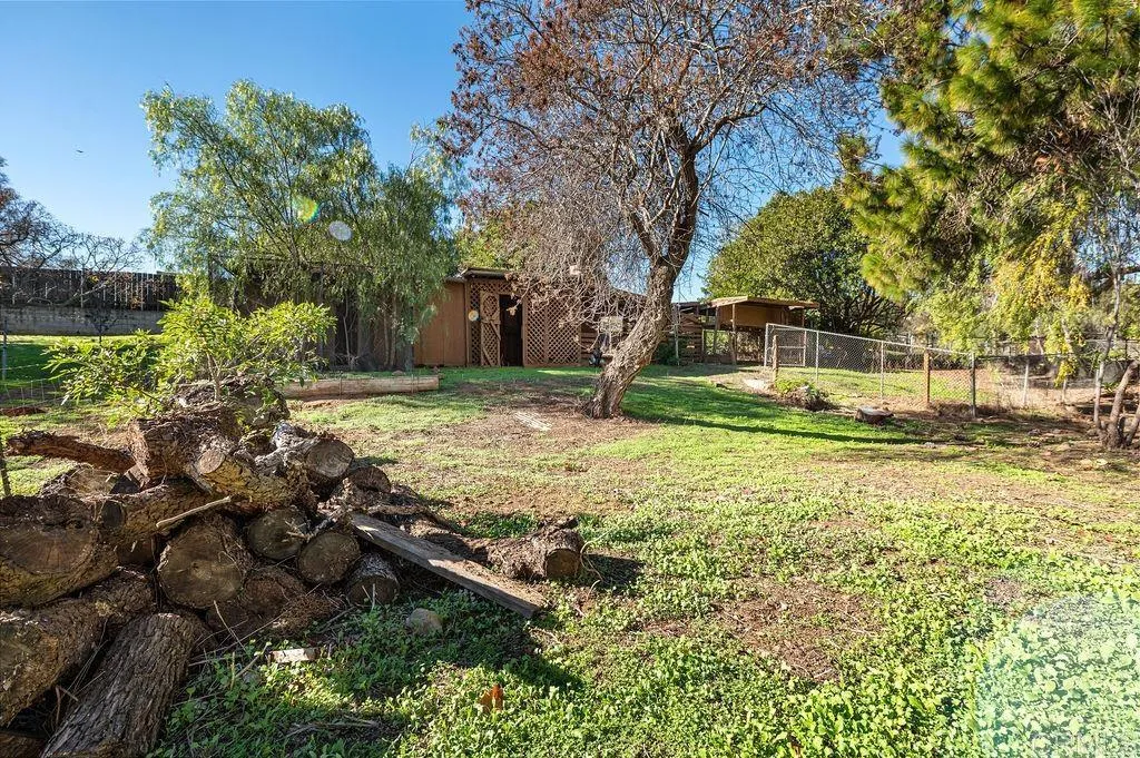 https://cdn.realtyfeed.com/cdn/127/306580973/59f9314f819250d674d9e081194fab44.webp