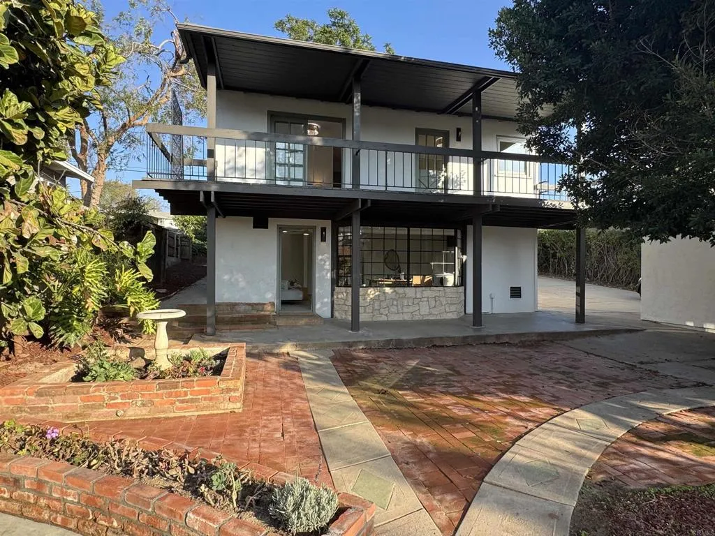 https://cdn.realtyfeed.com/cdn/127/306580973/b299d55a02d5ae774f9cc5f68406cc69.webp