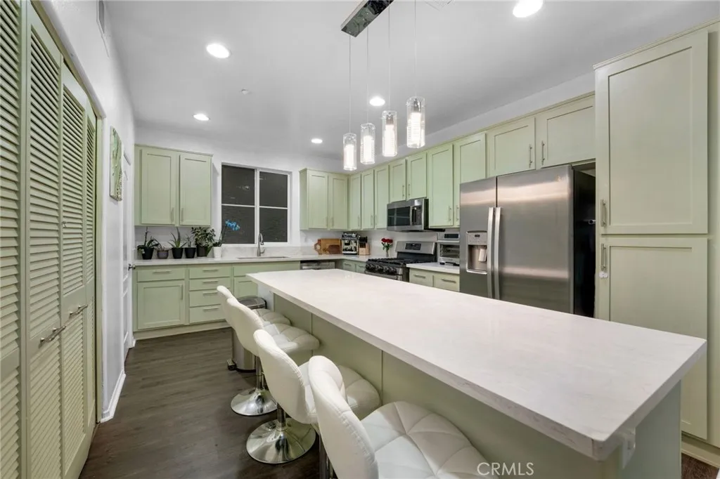 Photo #34: SW25251421 Listing: Photo #34