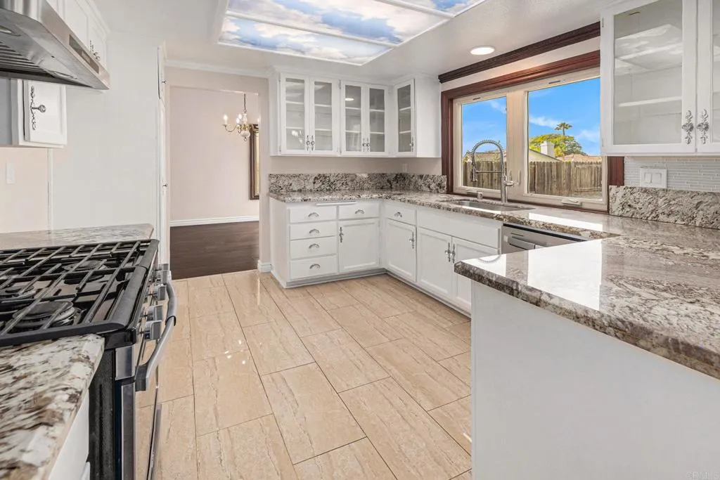 https://cdn.realtyfeed.com/cdn/127/306581054/176ac4de800a0da5049e13fec64ff860.webp