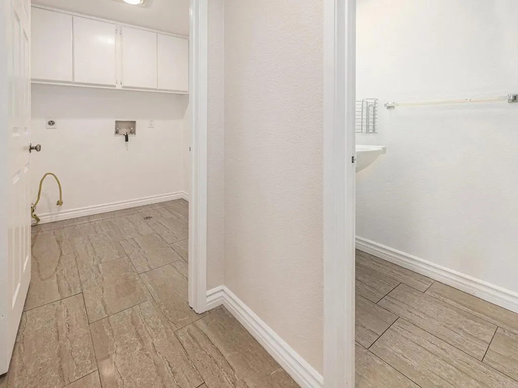 https://cdn.realtyfeed.com/cdn/127/306581054/c49786439e00e6b6c2742795b5bb34ee.webp