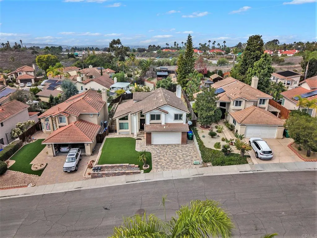 https://cdn.realtyfeed.com/cdn/127/306581054/c72390c0baf72a29668bc578071b9c46.webp