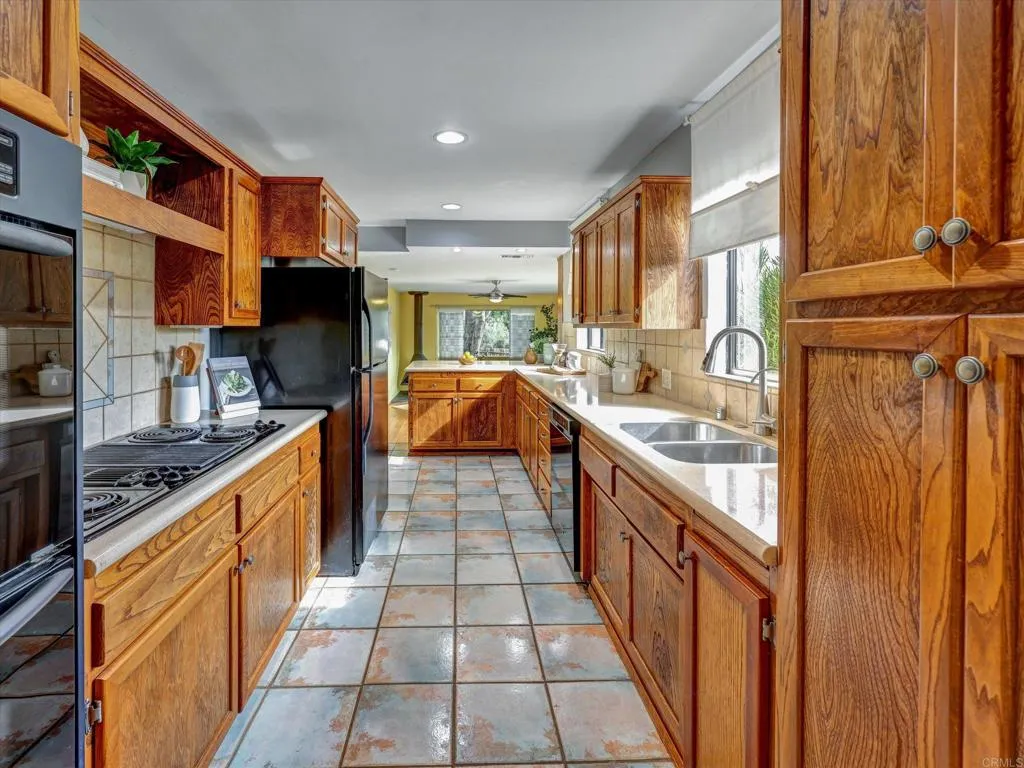 https://cdn.realtyfeed.com/cdn/127/306581111/3787d390109ab52cd51ab48e80129c24.webp