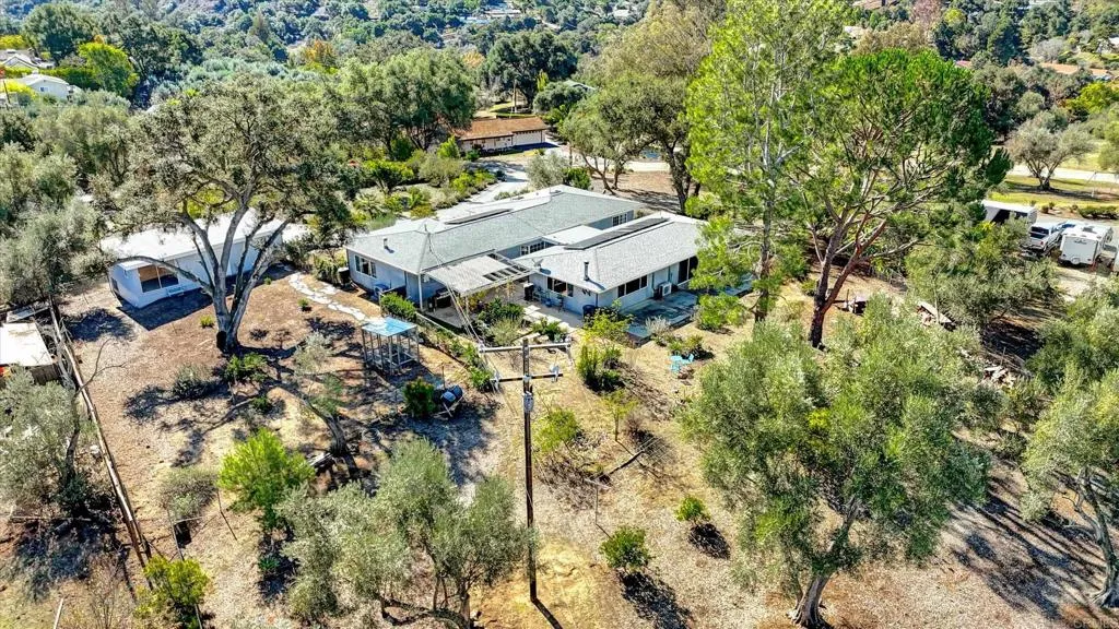 https://cdn.realtyfeed.com/cdn/127/306581111/bd327f70c2388e7e83b52513799001a5.webp