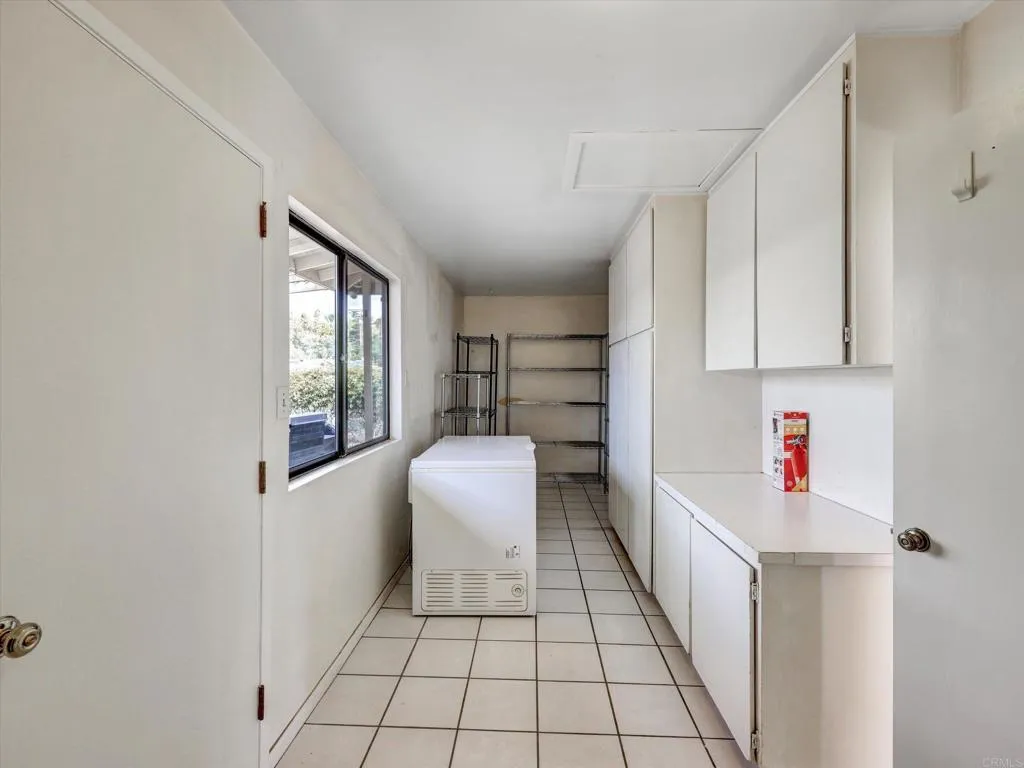 https://cdn.realtyfeed.com/cdn/127/306581111/fbf66e10484f9244805f113914b26c3b.webp