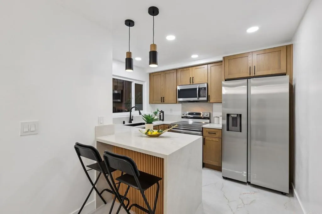 https://cdn.realtyfeed.com/cdn/127/306581118/e0ce7d0c65b6f143667f50c03ae174af.webp