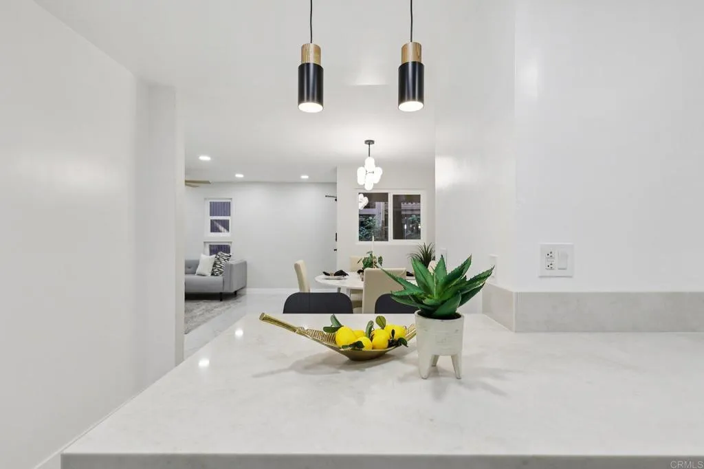https://cdn.realtyfeed.com/cdn/127/306581118/fdd4978477d577a24a388bf38c3642d6.webp