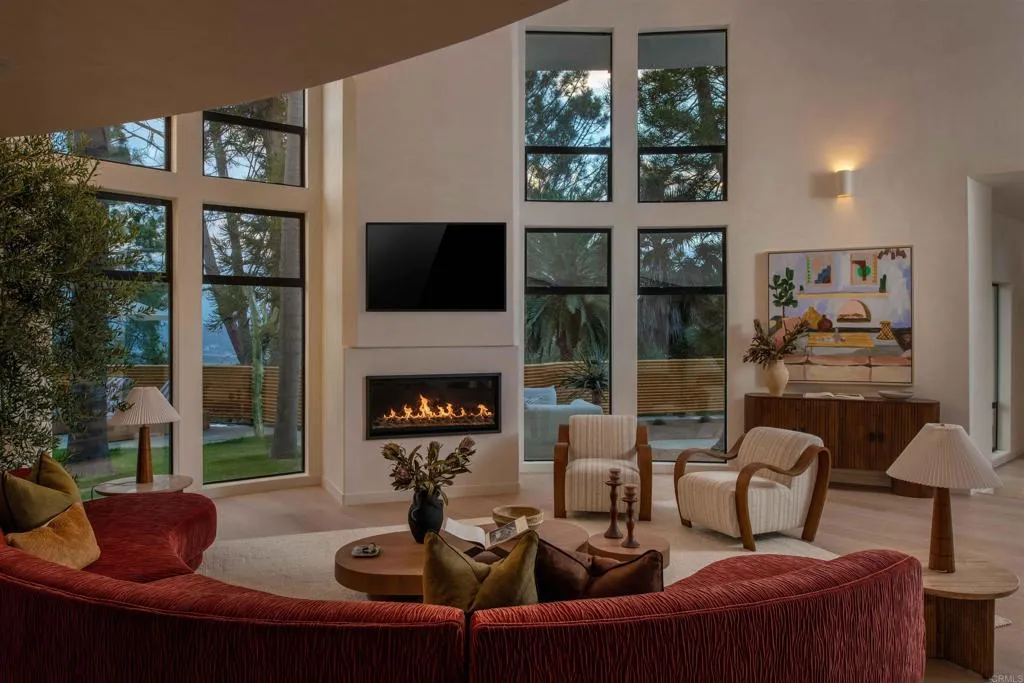 https://cdn.realtyfeed.com/cdn/127/306581126/f624ec7a92c6fca4088407a82386c67e.webp