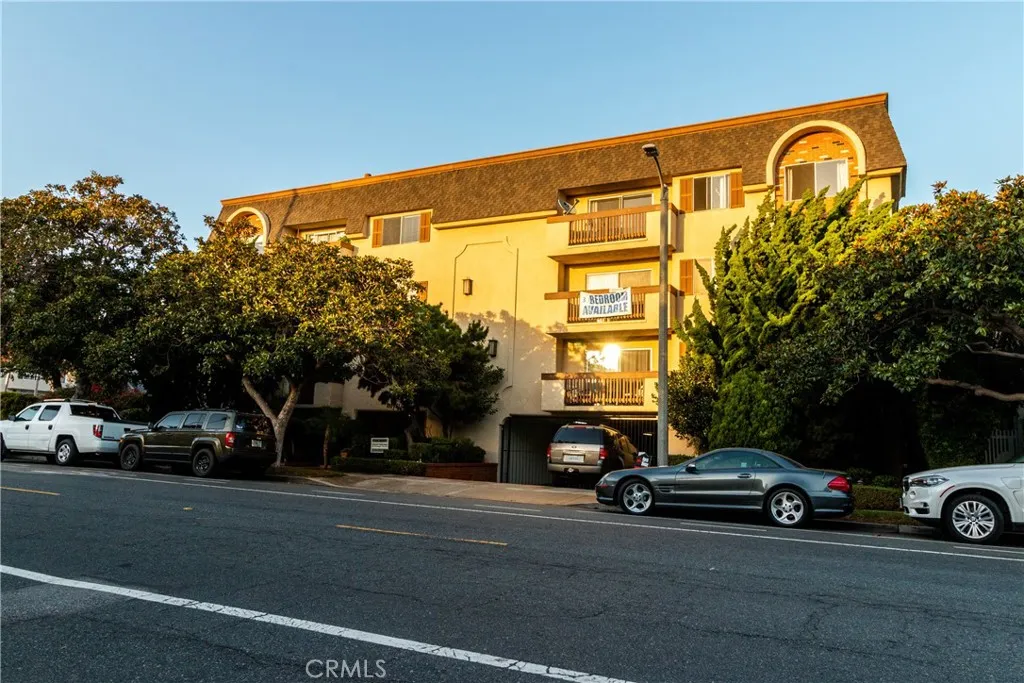 Santa Monica, CA 90403