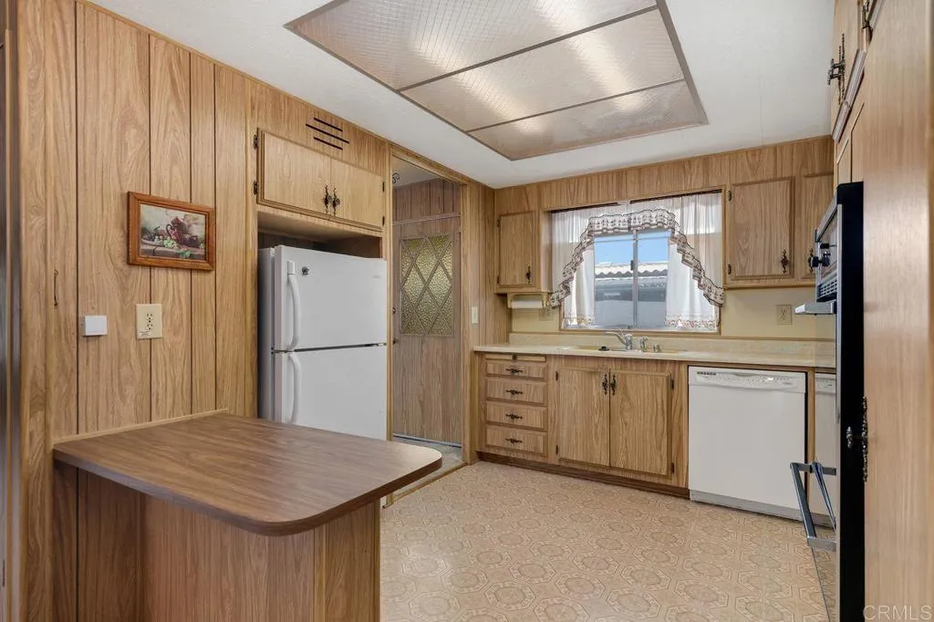 https://cdn.realtyfeed.com/cdn/127/306581210/c2405b6e0d25019e516da17a67850e39.webp