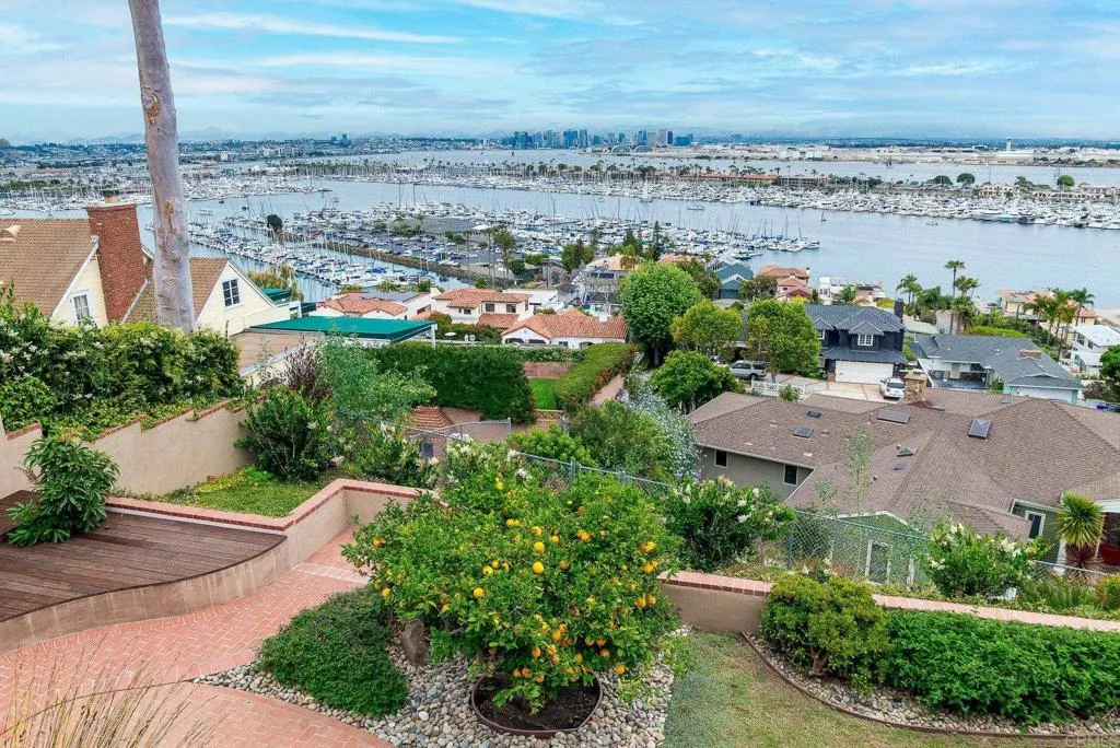 https://cdn.realtyfeed.com/cdn/127/306581246/2514044db27ab6aa89f6bf8ace9e609c.webp