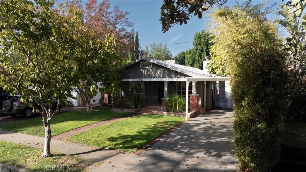 11049 Blix Street, Toluca Lake, CA 91602 - Photo 3 of 30, Toluca Lake, CA