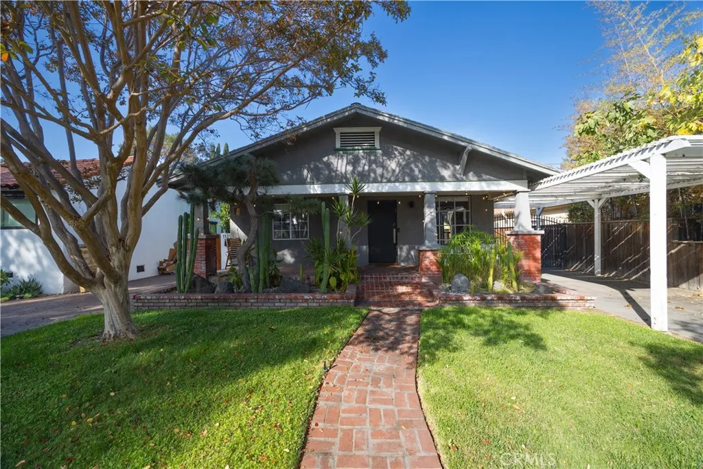 11049 Blix Street, Toluca Lake, CA 91602 - Photo 2 of 30, Toluca Lake, CA