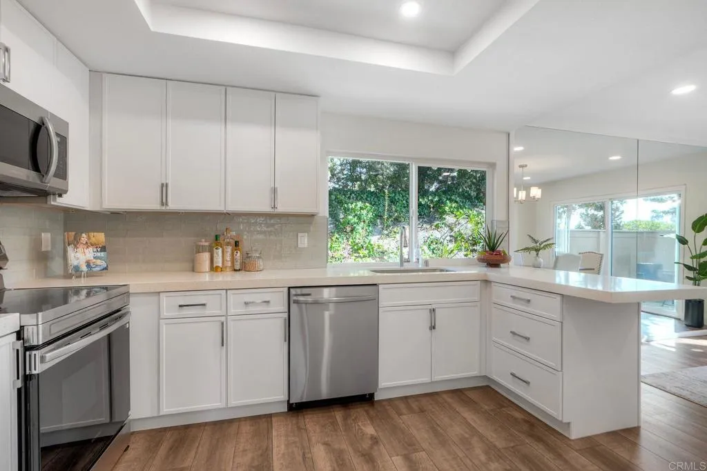 https://cdn.realtyfeed.com/cdn/127/306581317/6f1f64424ff85958f74148c3ad94af5e.webp