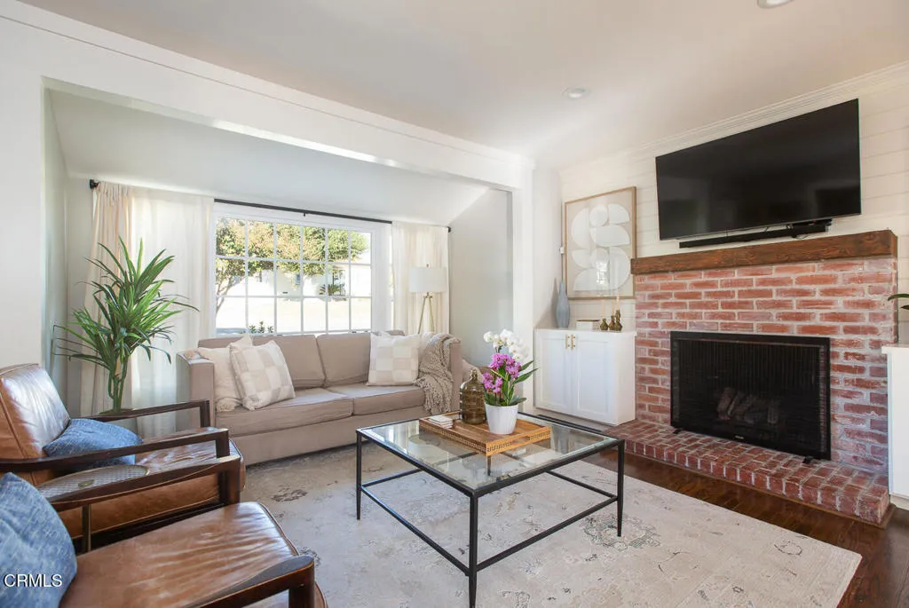 2522 Fairway Avenue, Montrose, CA 91020 - Photo 3 of 15, Montrose, CA