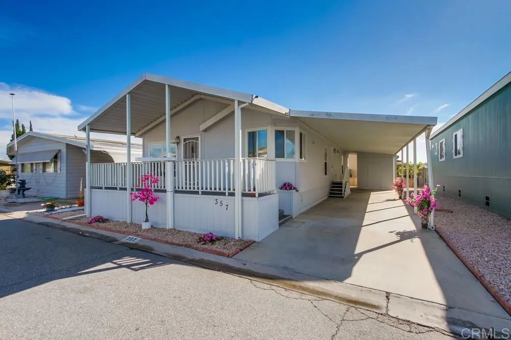 https://cdn.realtyfeed.com/cdn/127/306581410/7d94261ec38efe47cfff52d1b284adb8.webp