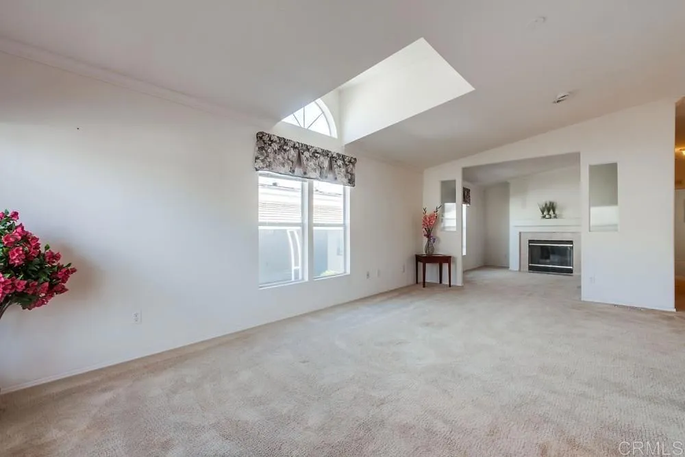 https://cdn.realtyfeed.com/cdn/127/306581410/ab838ad6795995637240a130a15069f0.webp