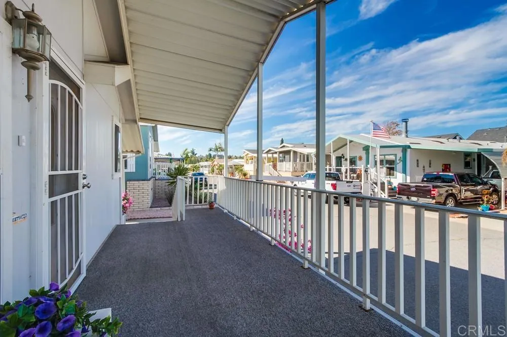 https://cdn.realtyfeed.com/cdn/127/306581410/f259e70265cfa1413851a1585719cc43.webp
