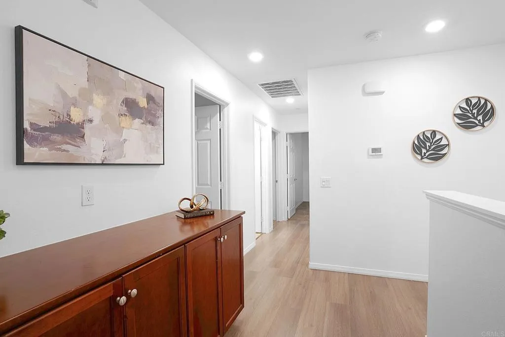 https://cdn.realtyfeed.com/cdn/127/306581466/f70c379e0f9a476195483f4147d5cb03.webp