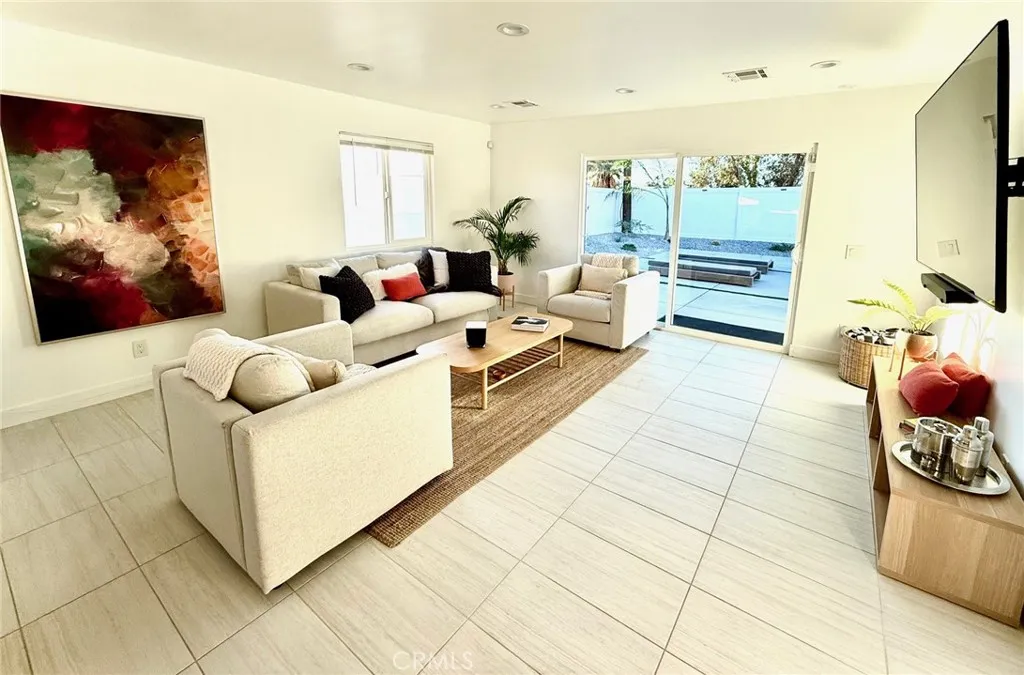 373 W Avenida Cerca, North Palm Springs, CA 92262 - Photo 5 of 19, North Palm Springs, CA