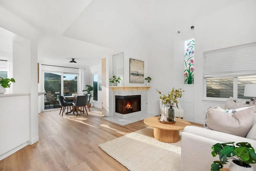 https://cdn.realtyfeed.com/cdn/127/306581485/8b4def297b0507ab062eb34351f1703b.webp
