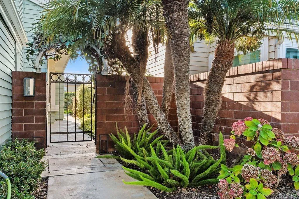https://cdn.realtyfeed.com/cdn/127/306581485/cfc74f116e2e11e3c6491eca21e53795.webp