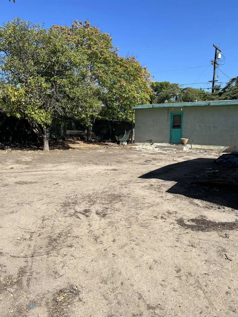 https://cdn.realtyfeed.com/cdn/127/306581489/c742c6f231b4b5d42998923f48ec1a41.webp