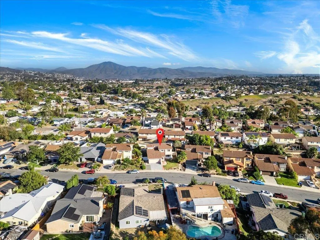 https://cdn.realtyfeed.com/cdn/127/306581490/728f622cc83bc152e731fbd50b783ad6.webp