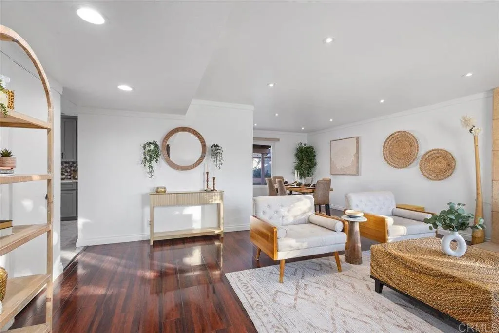 https://cdn.realtyfeed.com/cdn/127/306581490/902a6ed96c6088f7dc7cf97a6cad369e.webp