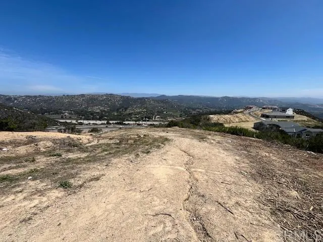 https://cdn.realtyfeed.com/cdn/127/306581567/35975c82d17da013e942dff17007a989.webp