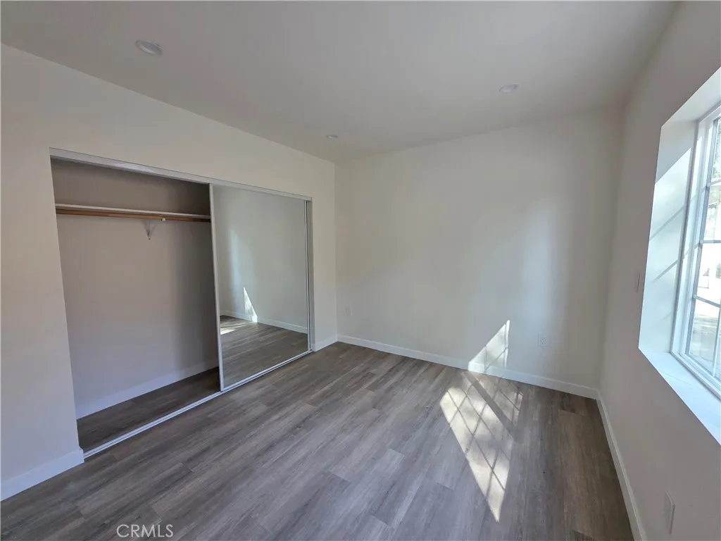 11572 Amboy Avenue, San Fernando, CA 91340 - Photo 4 of 13, San Fernando, CA