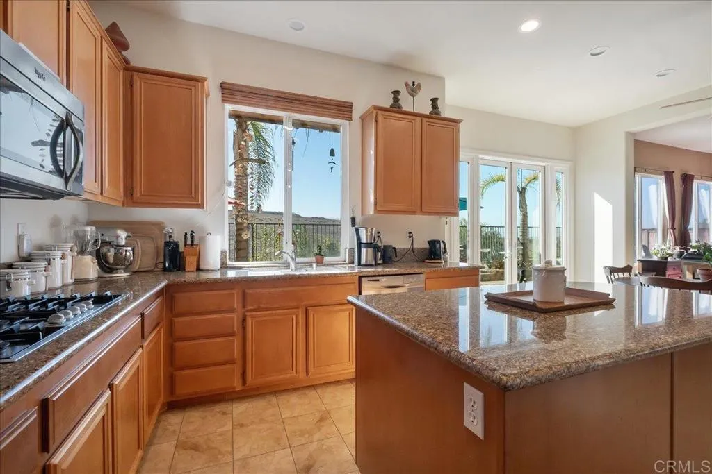 https://cdn.realtyfeed.com/cdn/127/306581709/e58290537ce35af37d498215d5f32c81.webp