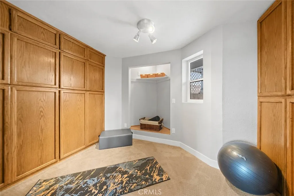 https://cdn.realtyfeed.com/cdn/127/306581763/325f78c01752ee43f9654852cb72755d.webp