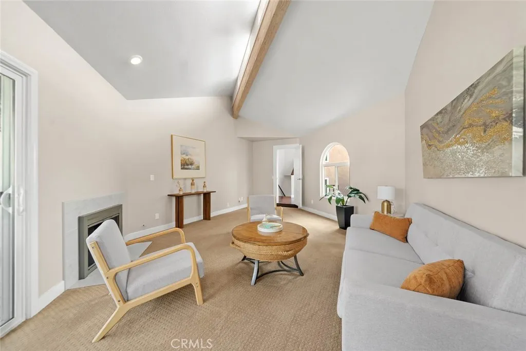 https://cdn.realtyfeed.com/cdn/127/306581763/a19240339e102b6b3b2f6d1a53f3f460.webp