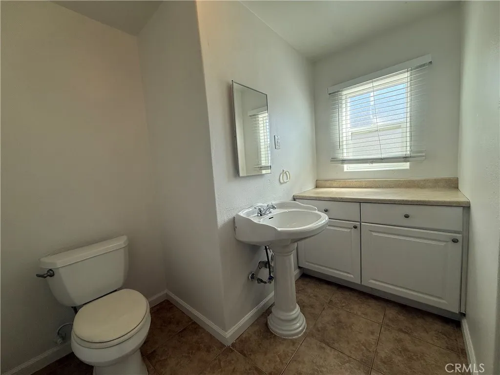 https://cdn.realtyfeed.com/cdn/127/306581800/49cc256af0e2e15fbd7efca226634c5c.webp