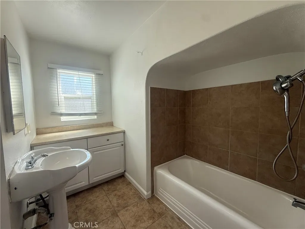 https://cdn.realtyfeed.com/cdn/127/306581800/8105d4b4b448893f3197b92441de2134.webp