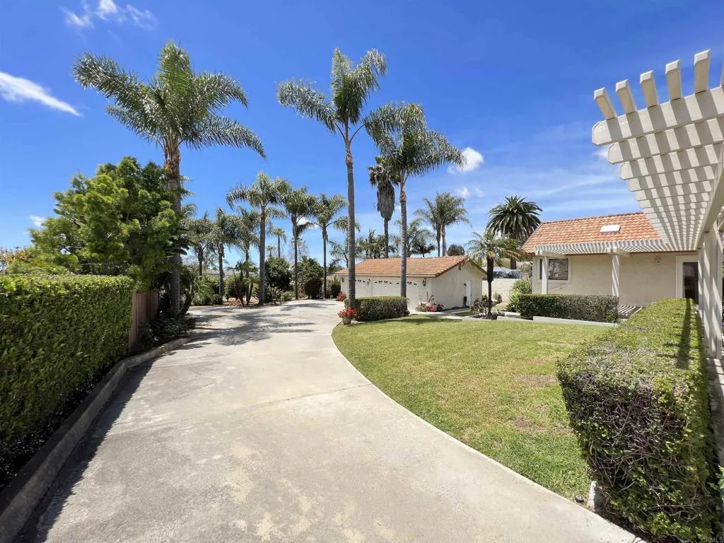 https://cdn.realtyfeed.com/cdn/127/306581802/a7b84af635ad90c53b187333952948ba.webp