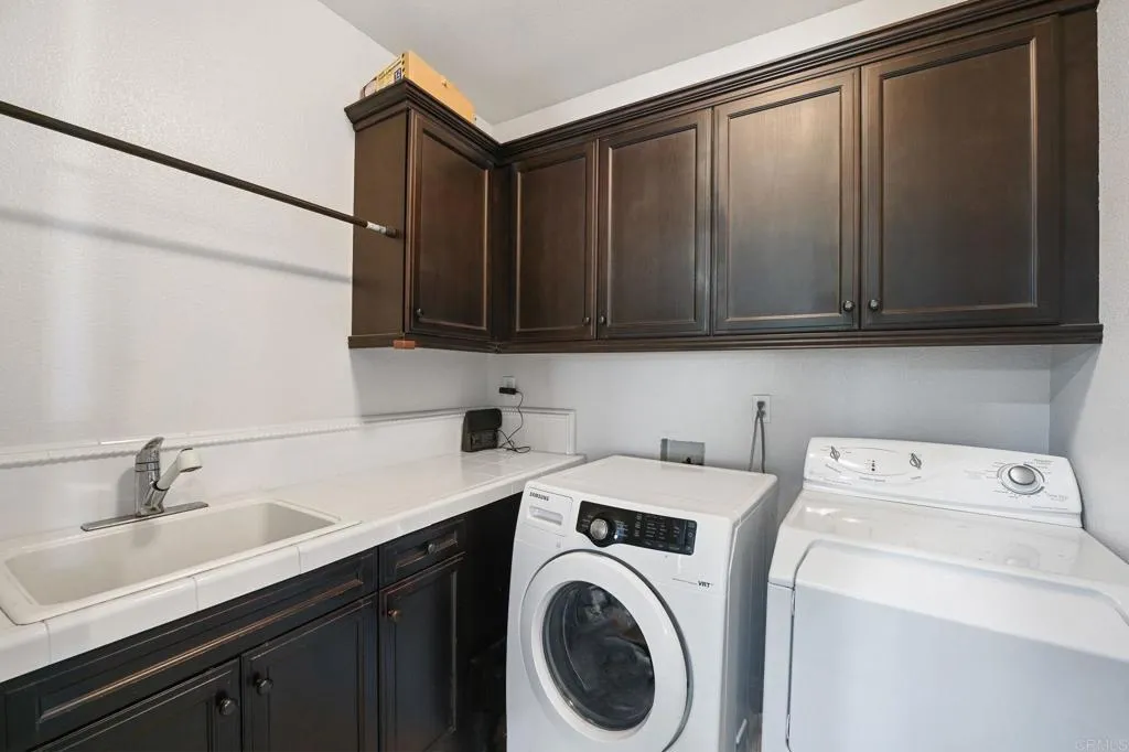 https://cdn.realtyfeed.com/cdn/127/306581932/0426f10872f9c12602f06b9c708a0153.webp