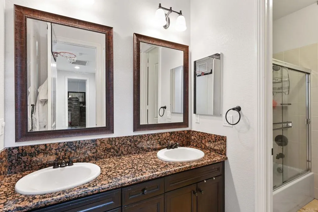 https://cdn.realtyfeed.com/cdn/127/306581932/29a583edf3991fea34e8df7d45ac53d9.webp