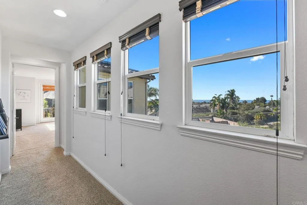https://cdn.realtyfeed.com/cdn/127/306581932/c3551901d9052f80acf05c562ad442cf.webp