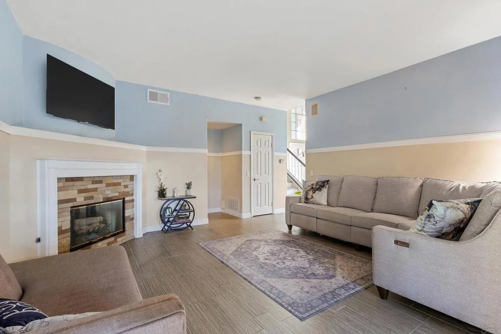 https://cdn.realtyfeed.com/cdn/127/306581970/49901e0424b15c62811ba3bbbac97794.webp