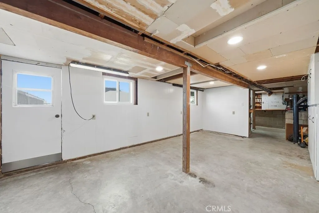 https://cdn.realtyfeed.com/cdn/127/306582059/995a9348e36d6316236a4063e62d932d.webp
